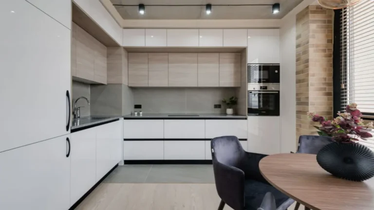 How to Maximize Space in a Small Kitchen (Room by Room Guide)